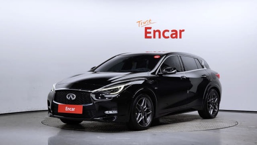 2018 Infiniti Q30
