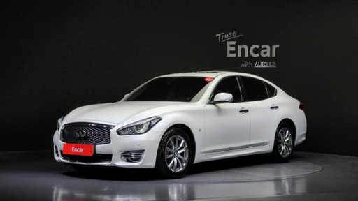 2017 Infiniti Q70