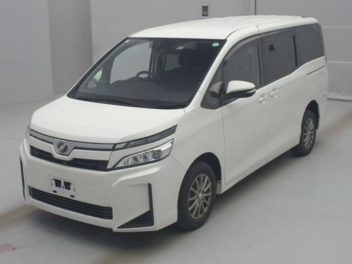 2020 TOYOTA Voxy