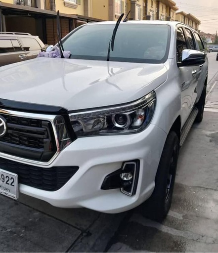 2020 TOYOTA Hilux