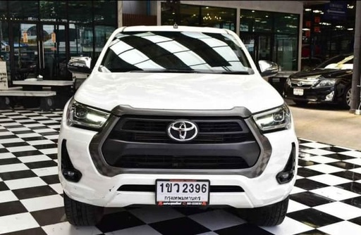 2020 TOYOTA Hilux, 