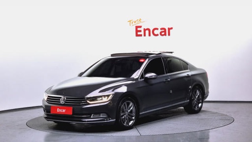 2018 VOLKSWAGEN Passat