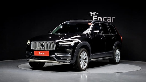 2017 VOLVO XC90