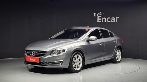 2018 VOLVO S60