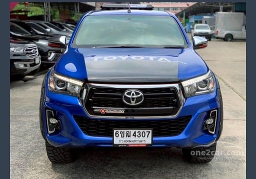 2017 TOYOTA Hilux