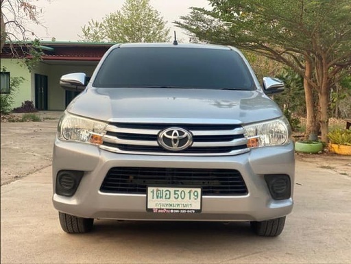 2017 TOYOTA Hilux