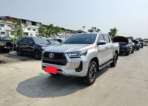 2020 TOYOTA Hilux