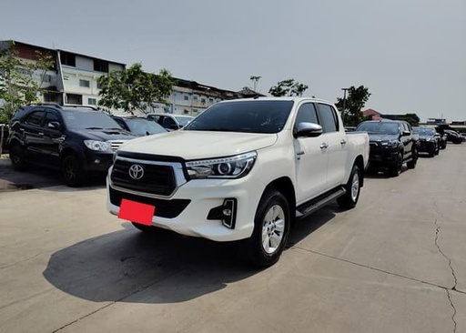 2018 TOYOTA Hilux