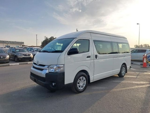 2019 TOYOTA Hiace Commuter