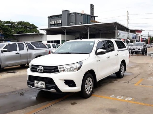 2018 TOYOTA Hilux