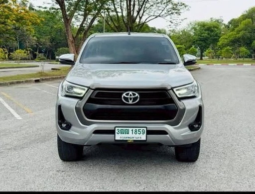 2021 TOYOTA Hilux