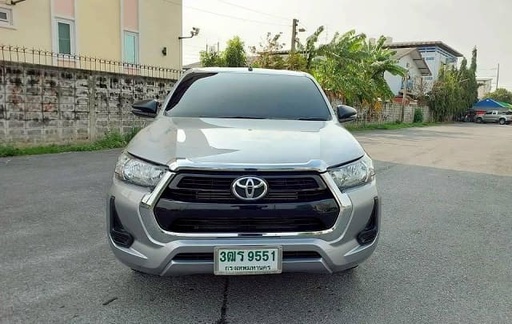 2022 TOYOTA Hilux, 