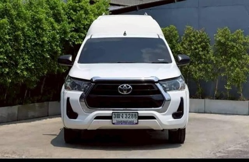 2020 TOYOTA Hilux