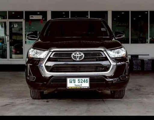 2023 TOYOTA Hilux