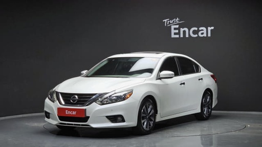 2017 NISSAN Altima