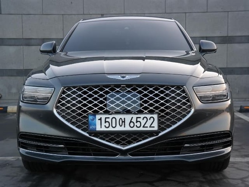 2021 Genesis G90