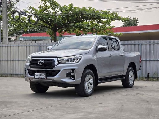 2019 TOYOTA Hilux