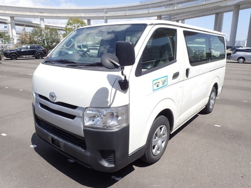 2017 TOYOTA Regiusace Van