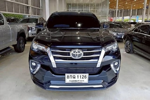 2018 TOYOTA Fortuner