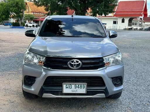 2018 TOYOTA Hilux