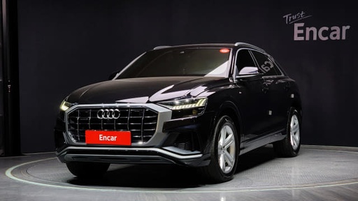 2020 AUDI Q8
