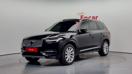 2017 VOLVO XC90