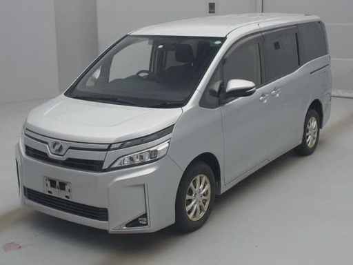 2018 TOYOTA Voxy