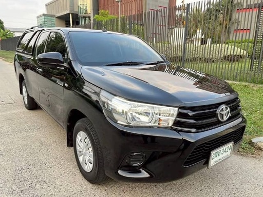 2017 TOYOTA Hilux