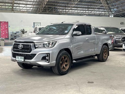 2018 TOYOTA Hilux