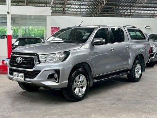 2019 TOYOTA Hilux
