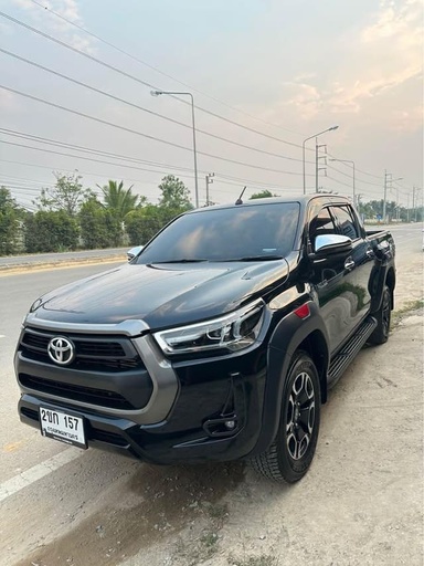 2021 TOYOTA Hilux, 
