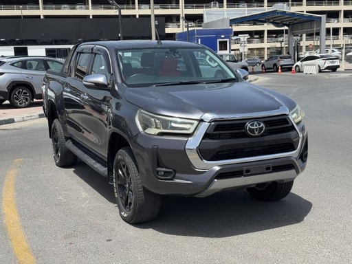 2020 TOYOTA Hilux