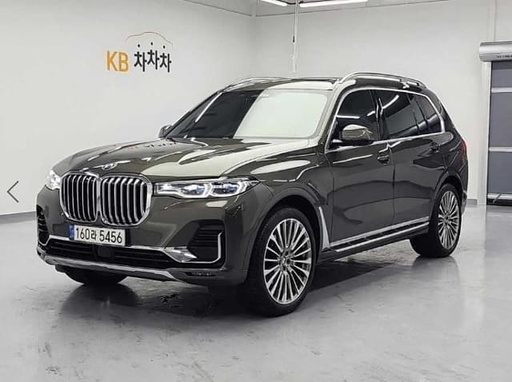 2022 BMW X7