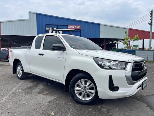 2022 TOYOTA Hilux