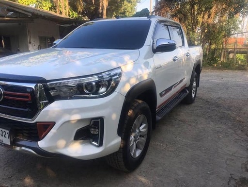 2018 TOYOTA Hilux