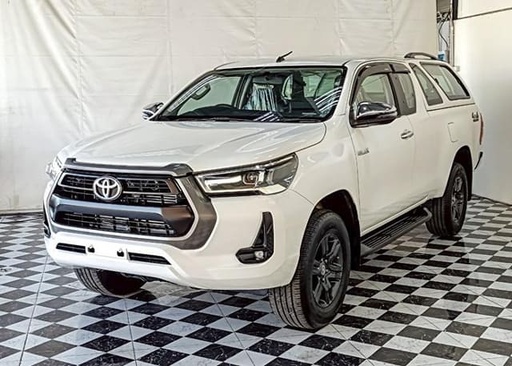 2021 TOYOTA Hilux