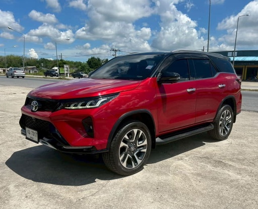 2021 TOYOTA Fortuner