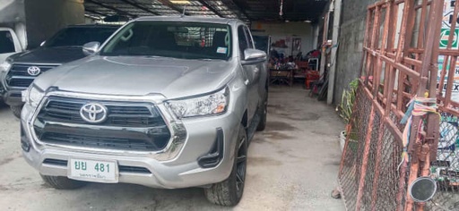 2021 TOYOTA Hilux
