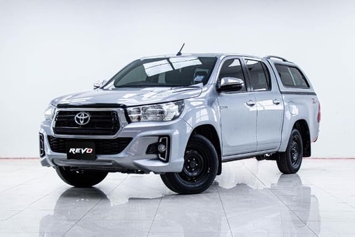 2020 TOYOTA Hilux
