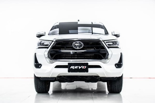 2022 TOYOTA Hilux