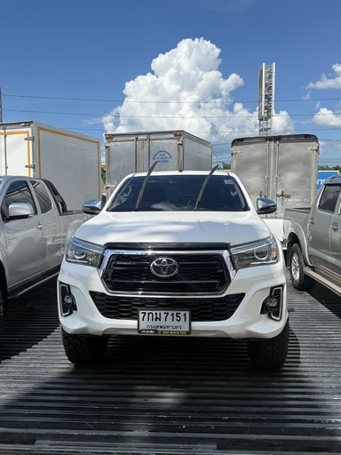 2018 TOYOTA Hilux