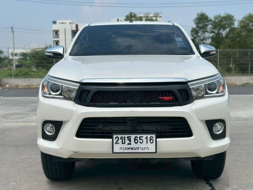 2017 TOYOTA Hilux
