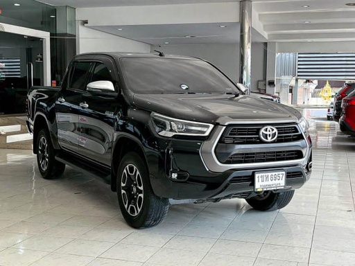 2021 TOYOTA Hilux