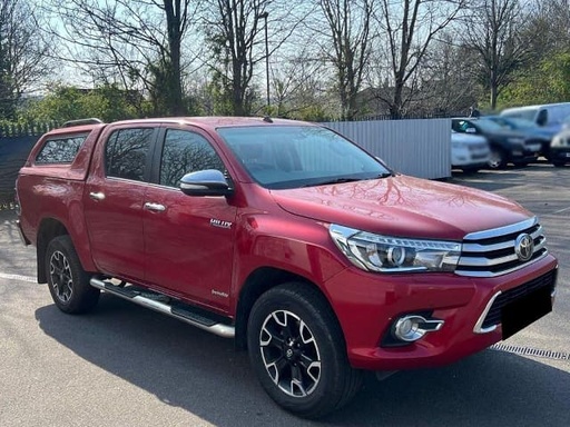 2016 TOYOTA Hilux