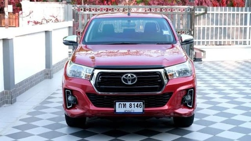 2020 TOYOTA Hilux
