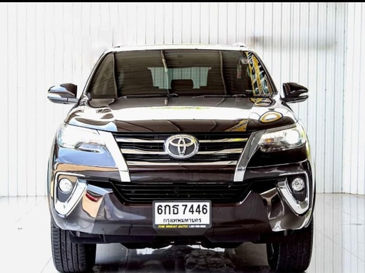 2017 TOYOTA Fortuner