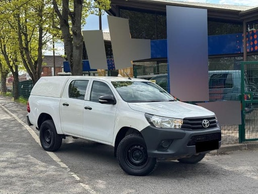 2017 TOYOTA Hilux