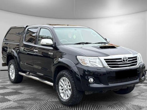 2016 TOYOTA Hilux