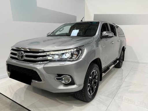 2017 TOYOTA Hilux