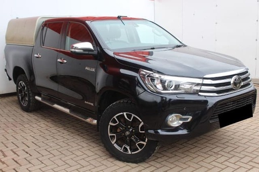 2017 TOYOTA Hilux